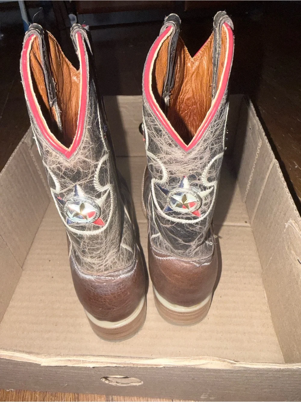Boys Vaccari cowboy boots size 1